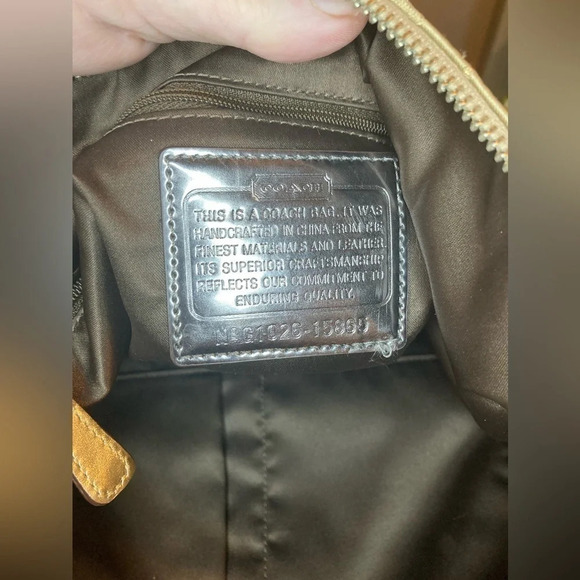 COACH Poppy Purse Bag Signature Cs Monogram Cream and Gold THREE Hang Tags GUC - Picture 13 of 16